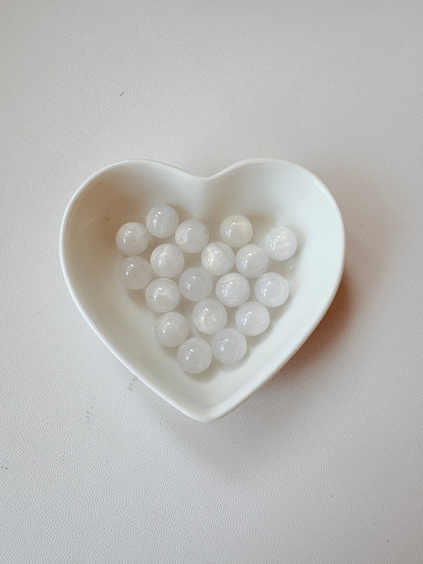 LB06 ゴールドメッキの猫目風ブレスレット