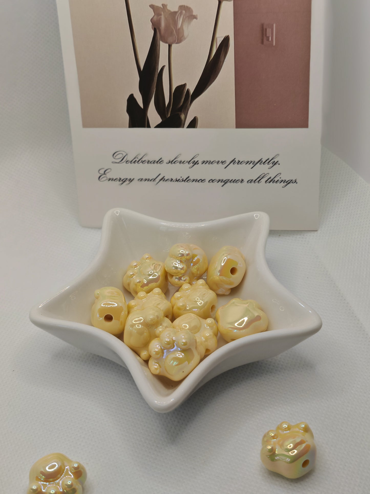 B01 手描きのビーズ（てずりのビーズ）