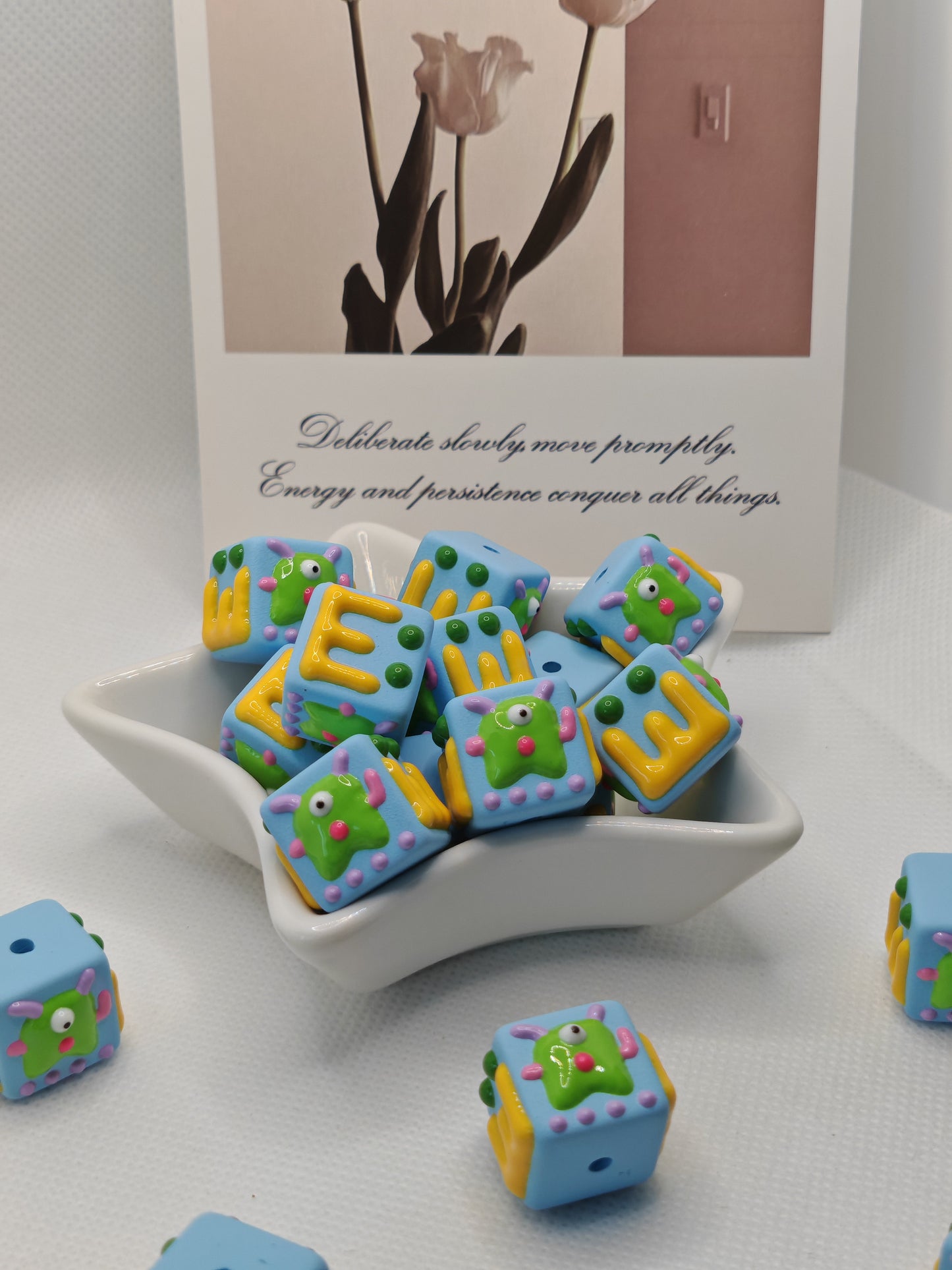 B01 手描きのビーズ（てずりのビーズ）