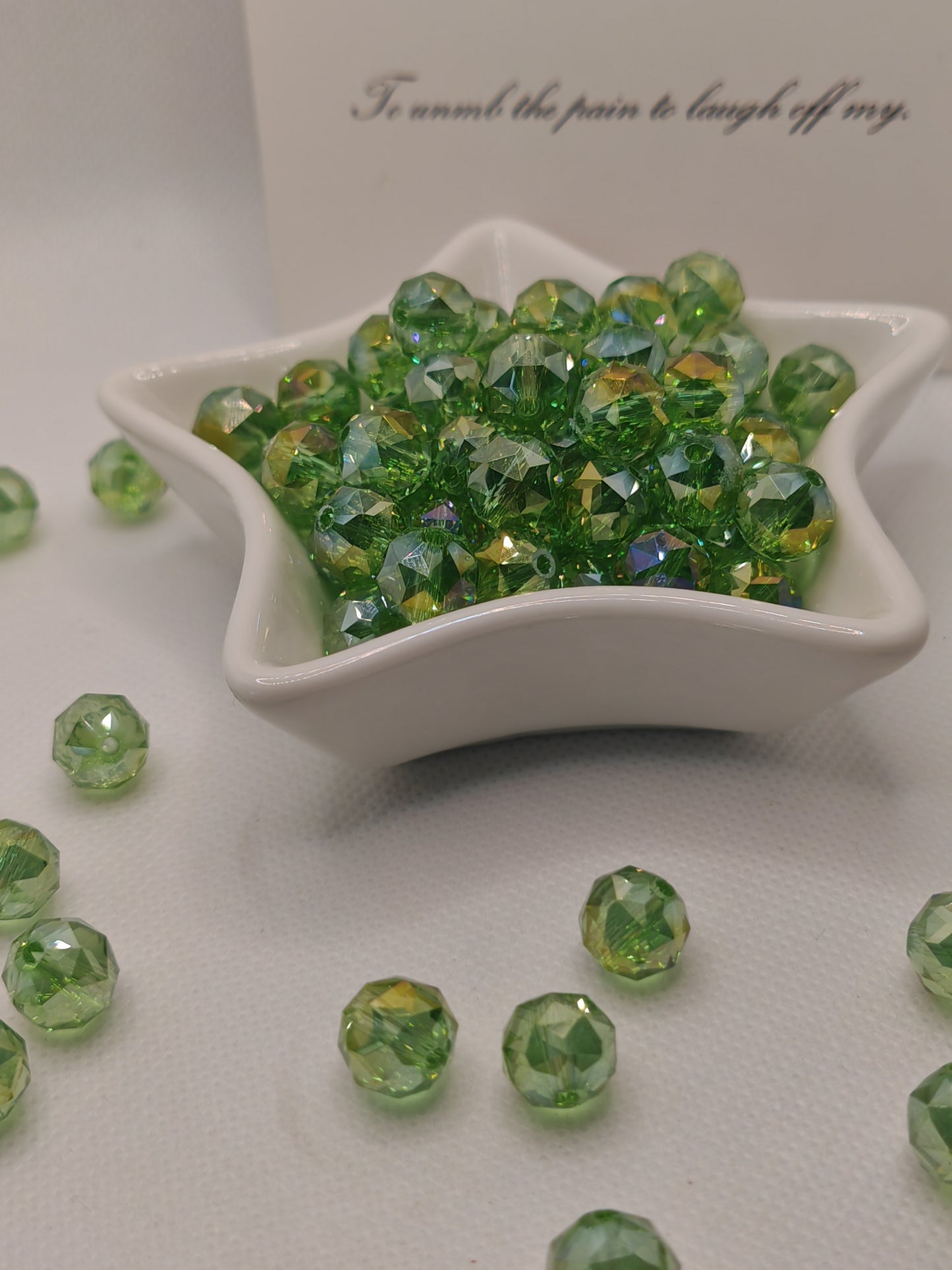 A38 32面地球ビーズ